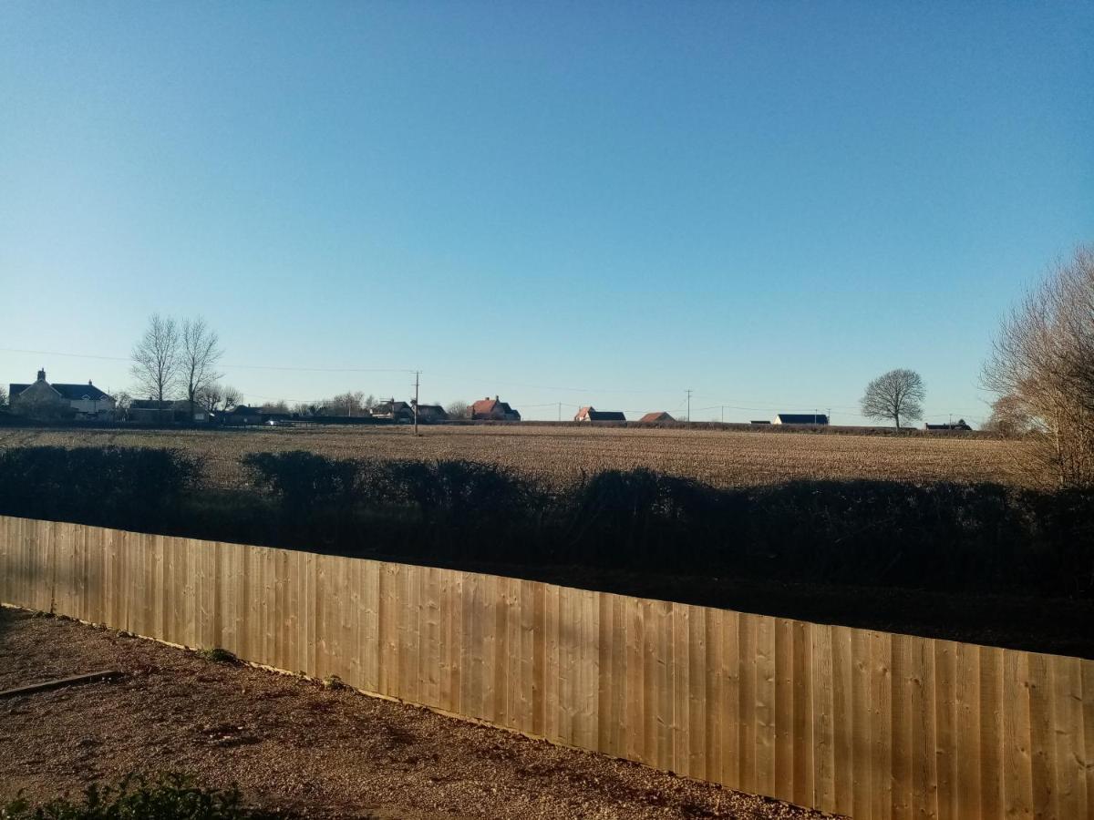 Yew Tree View Luxury Shepherd'S Hut Sturminster Newton Extérieur photo